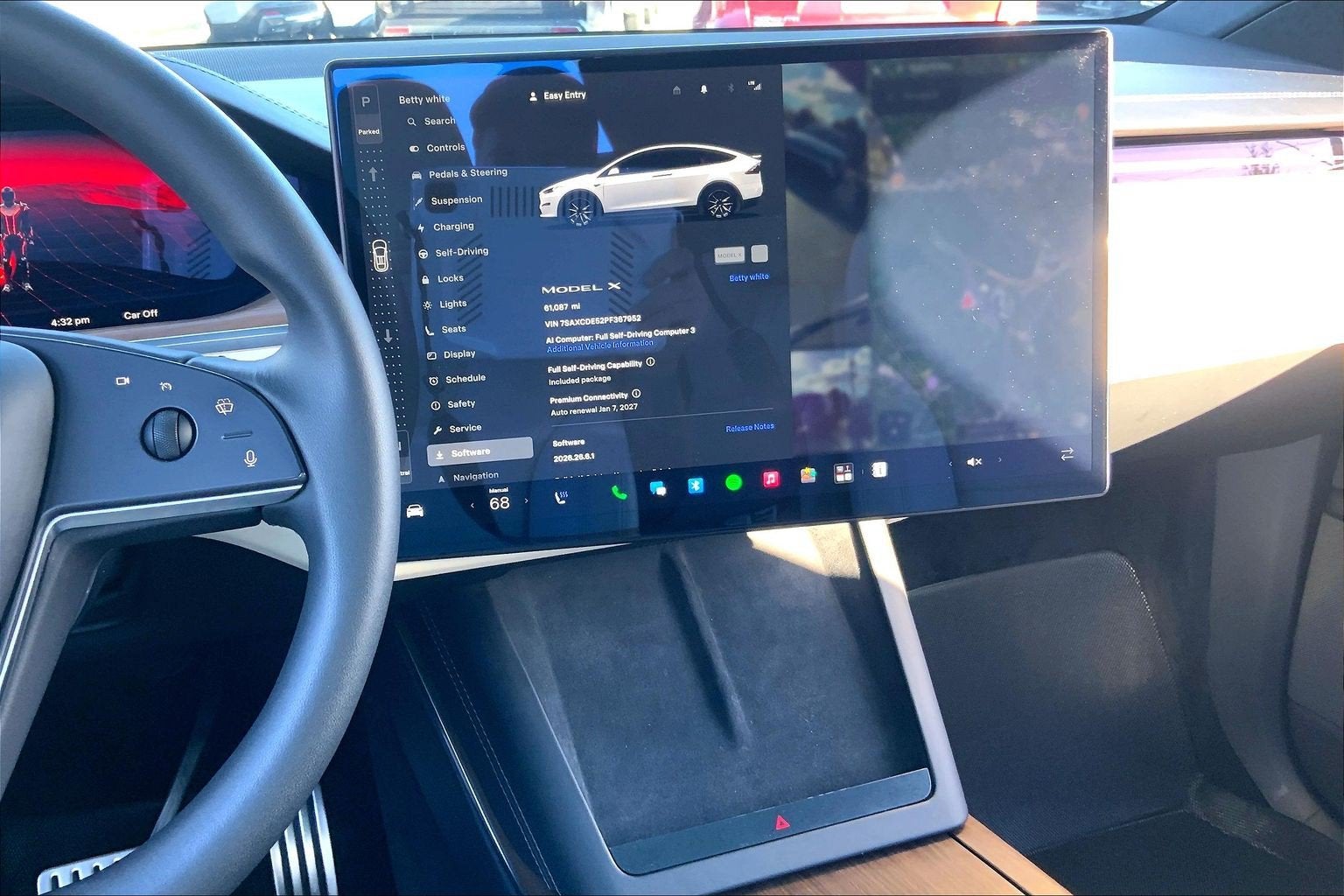 2023 Tesla Model X Standard