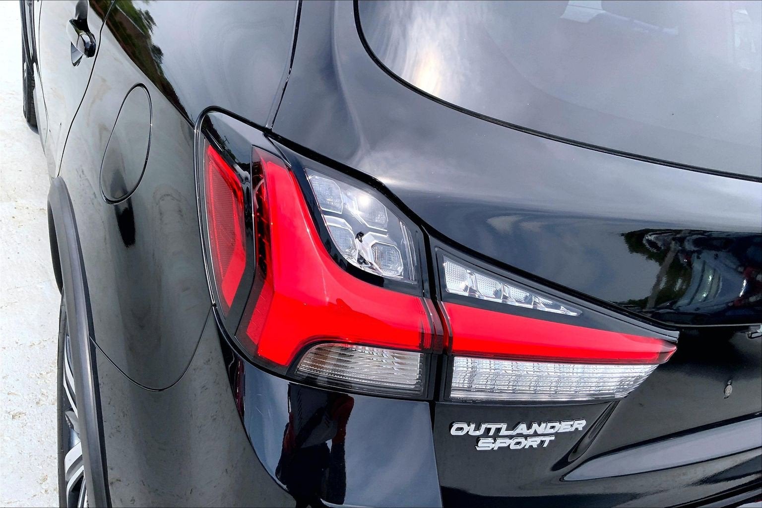 2025 Mitsubishi Outlander Sport ES