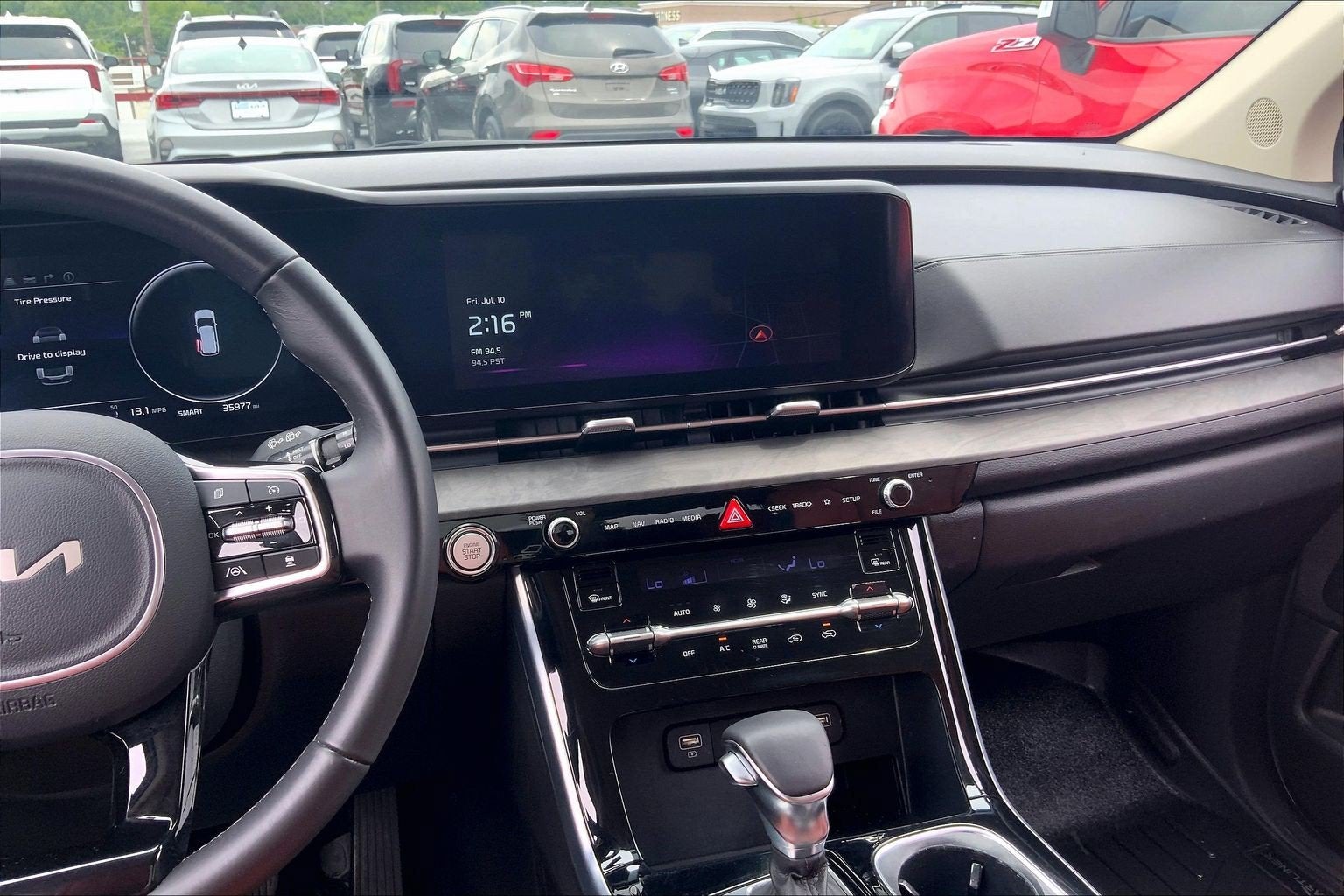 2023 Kia Carnival SX