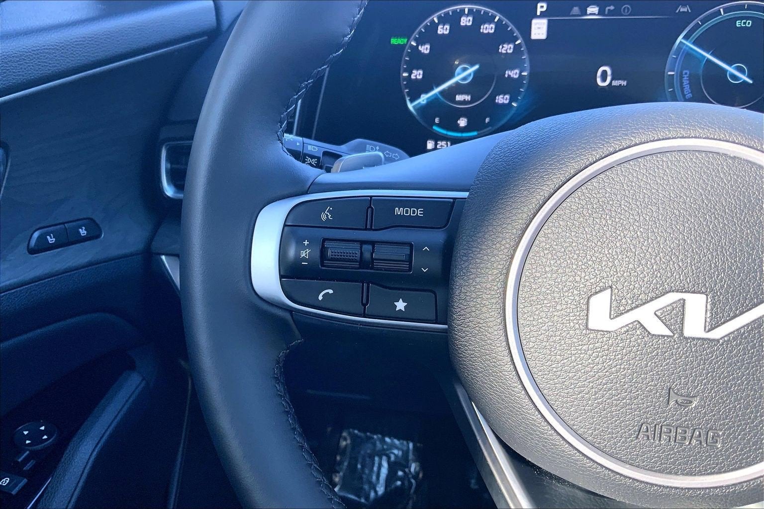 2025 Kia Sportage Plug-In Hybrid X-Line Prestige