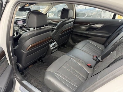 2021 BMW 7 Series 750i xDrive