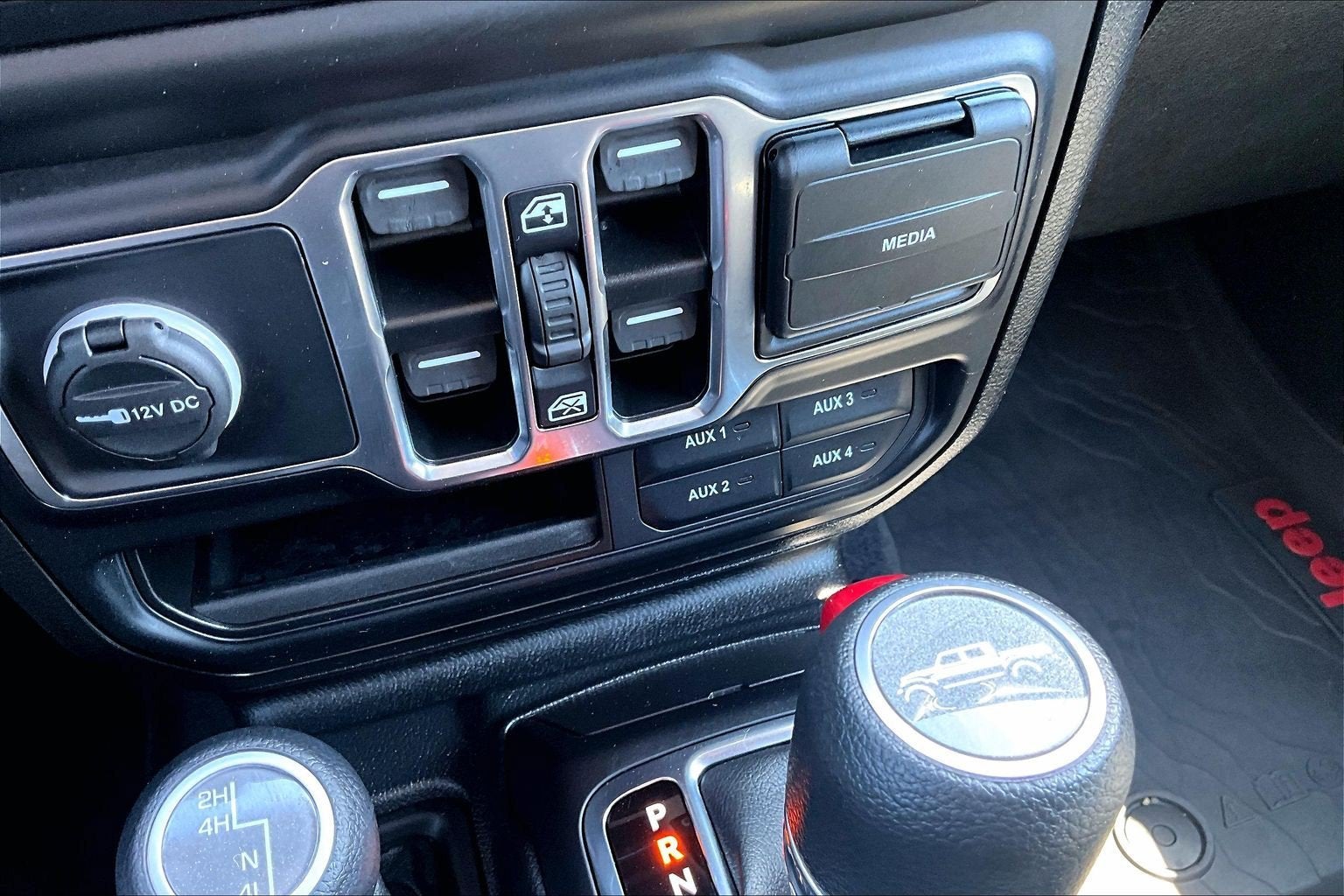 2021 Jeep Gladiator Willys