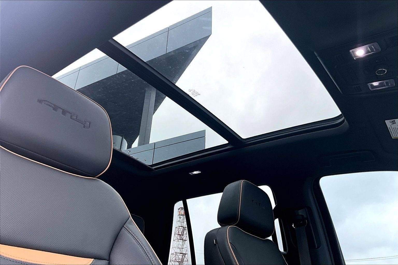 2024 GMC Yukon AT4
