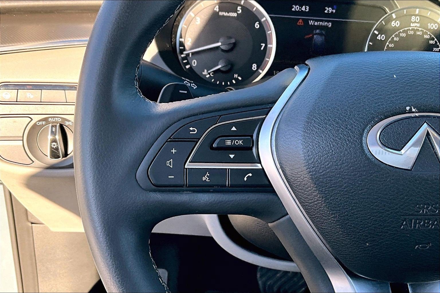 2023 INFINITI QX50 LUXE FWD