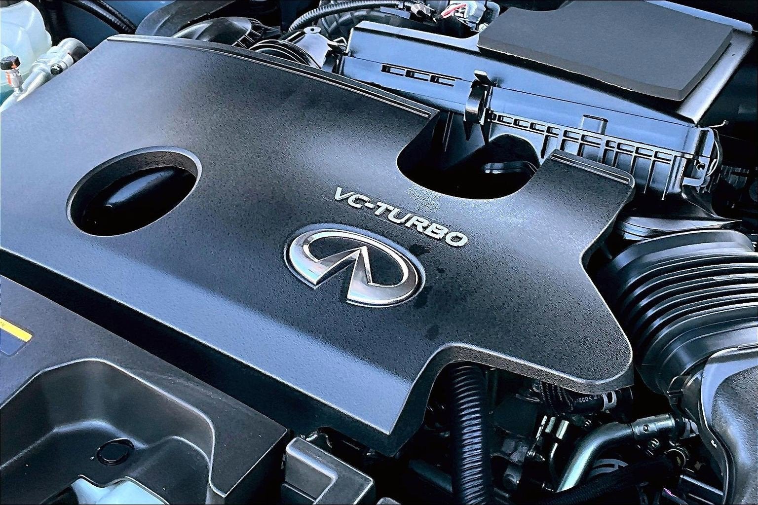 2023 INFINITI QX50 LUXE FWD