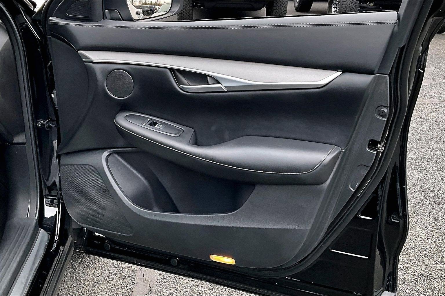 2022 INFINITI QX50 LUXE AWD