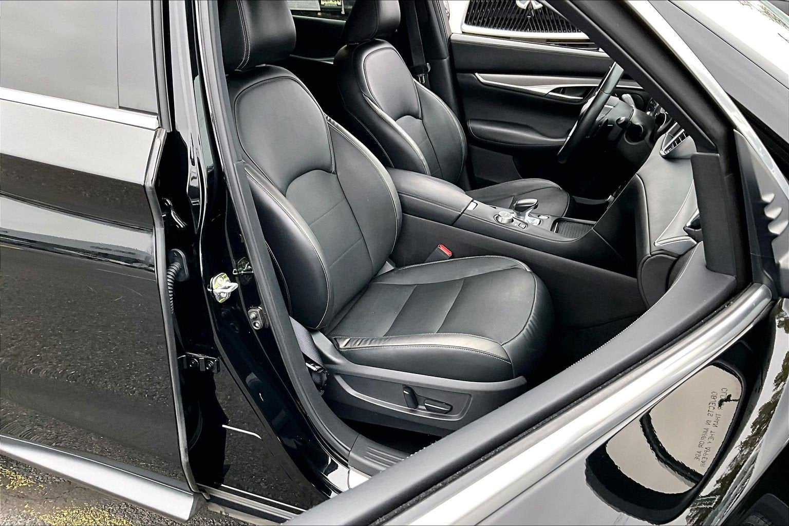 2022 INFINITI QX50 LUXE AWD