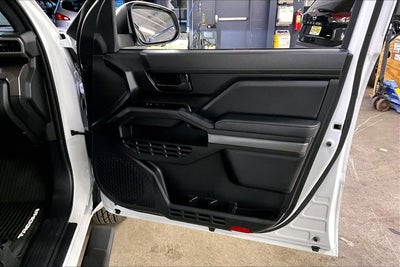 2024 Toyota Tacoma 4WD SR5