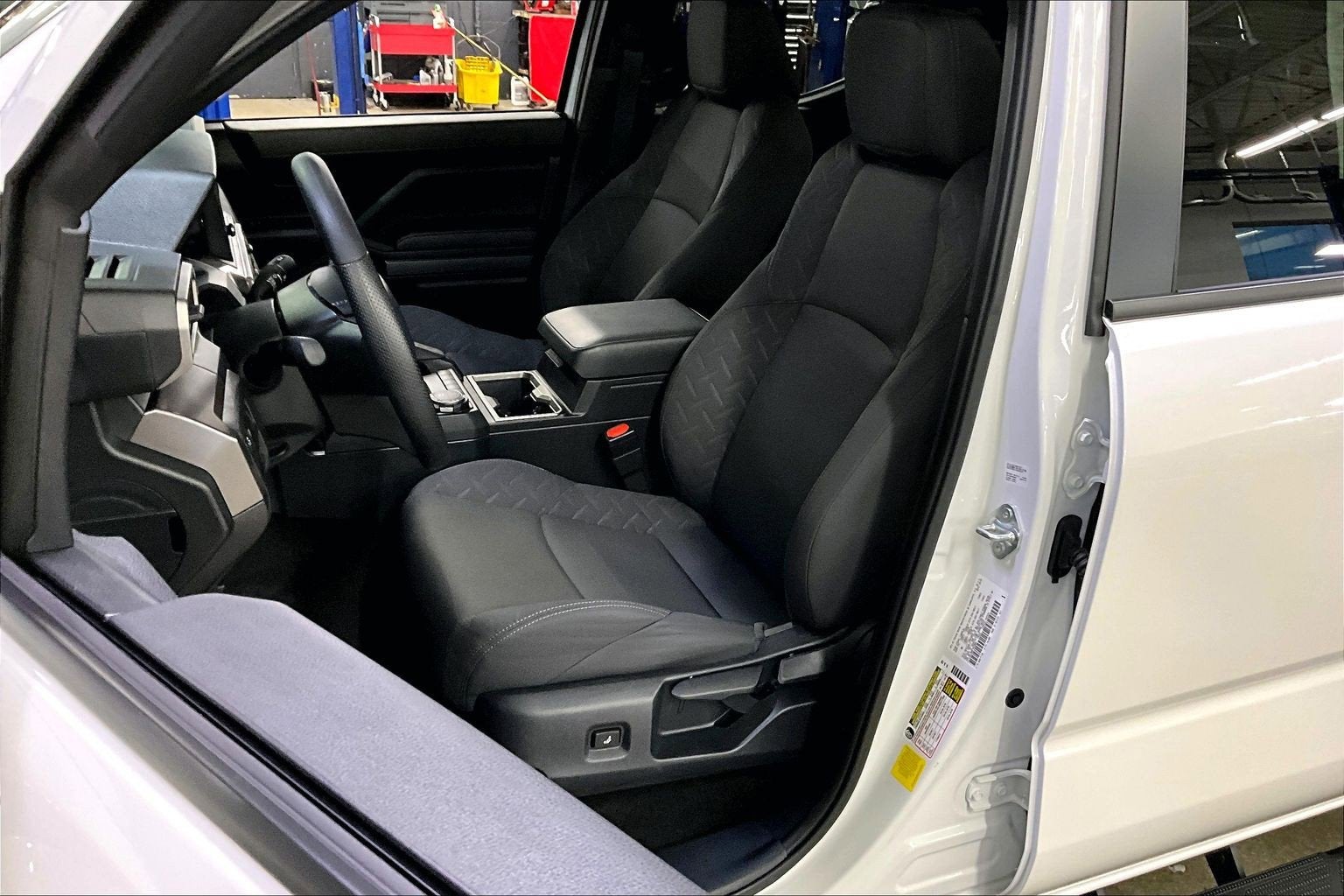 2024 Toyota Tacoma 4WD SR5