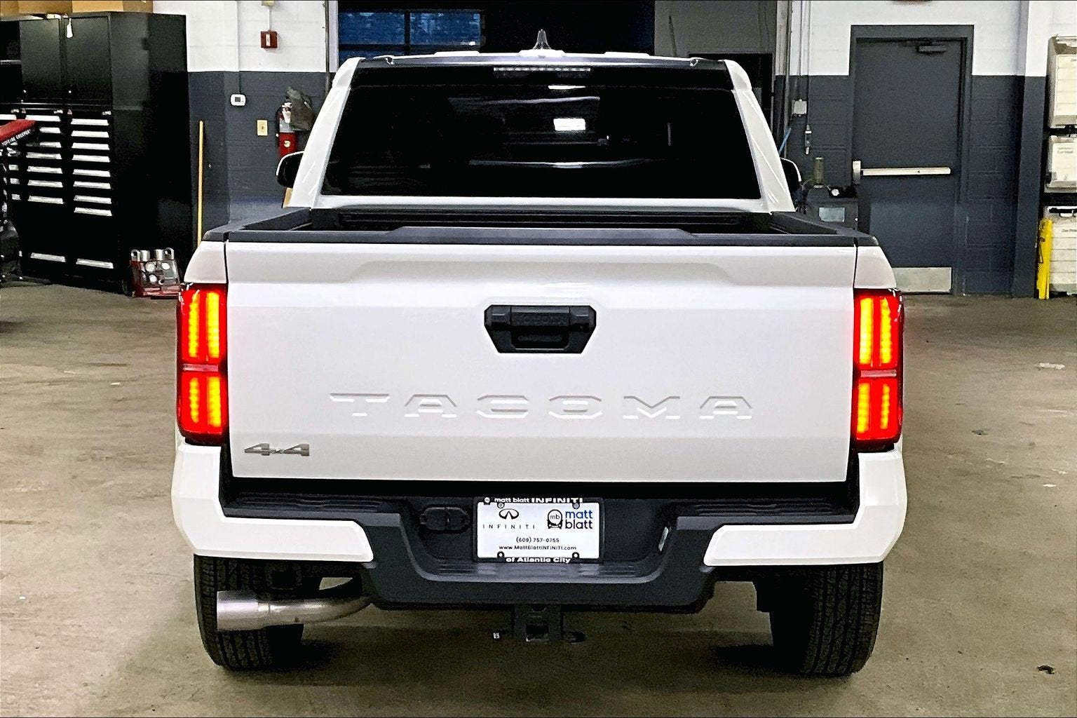 2024 Toyota Tacoma 4WD SR5