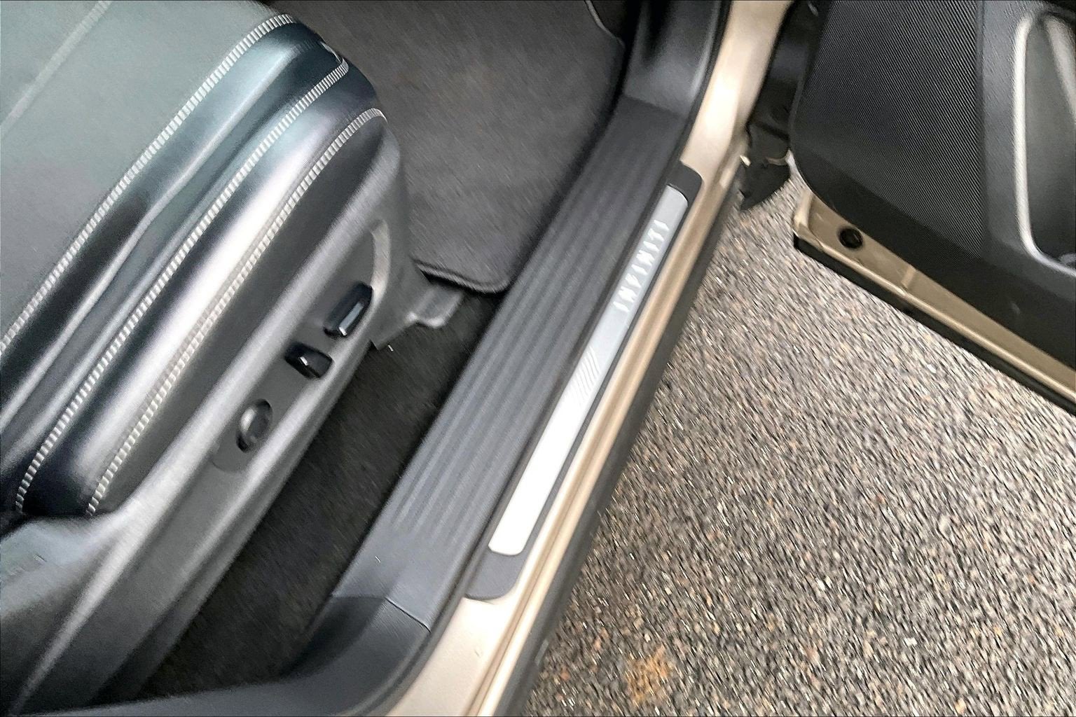 2023 INFINITI QX60 LUXE AWD