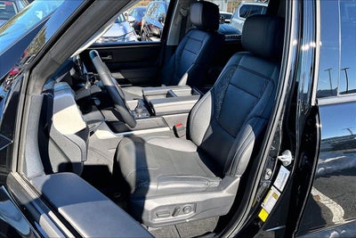 2023 Toyota Tundra 4WD SR5