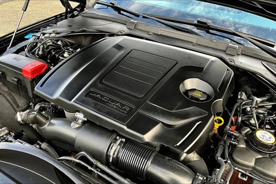 2022 Jaguar XF R-Dynamic SE