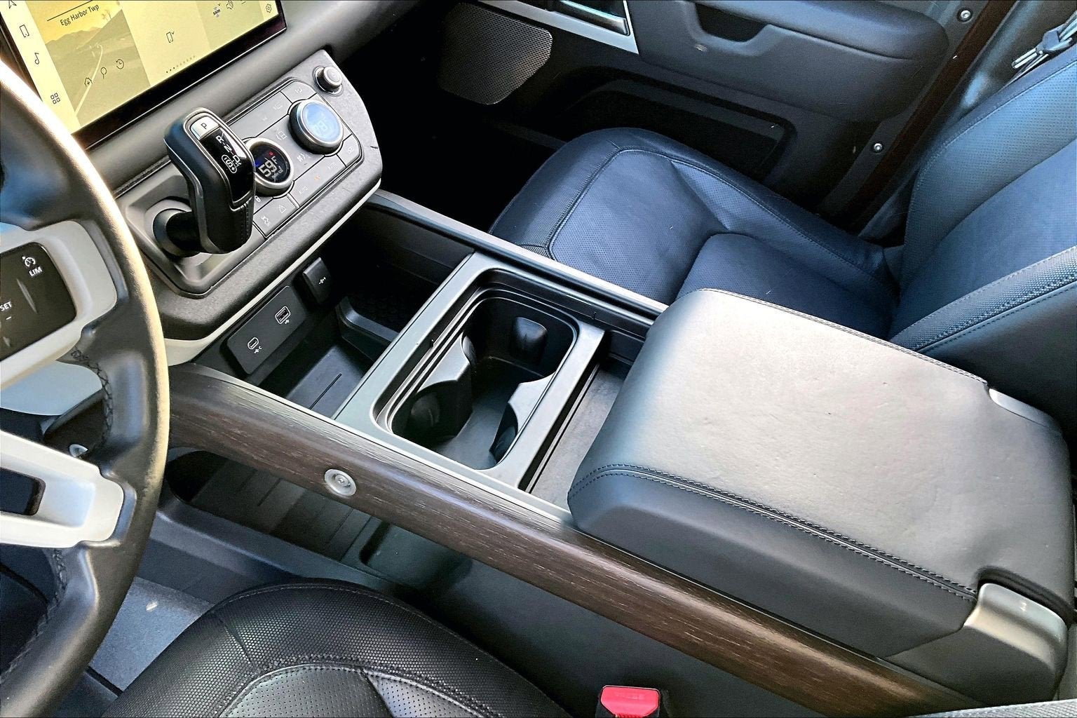 2023 Land Rover Defender X-Dynamic SE