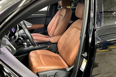 2022 Audi Q3 S line Premium