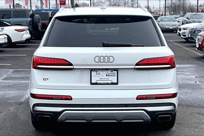 2025 Audi Q7 Premium Plus
