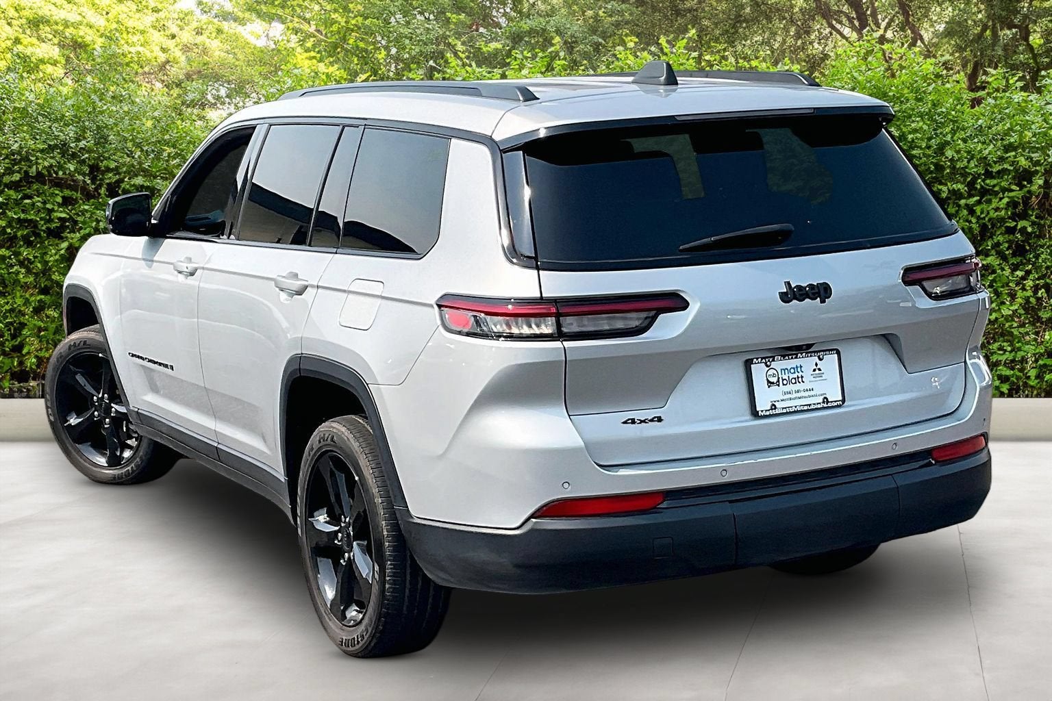 2023 Jeep Grand Cherokee L Altitude