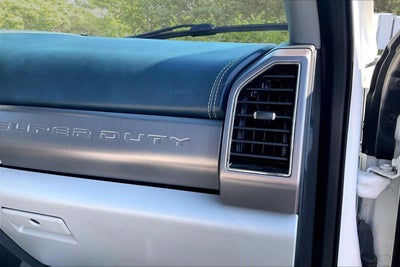 2022 Ford Super Duty F-250 SRW Limited