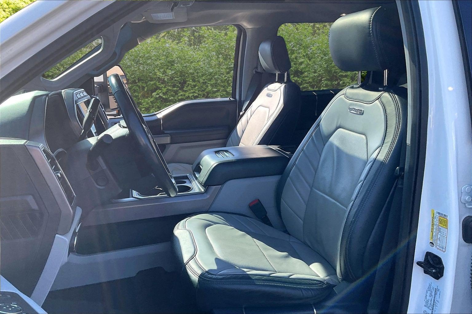 2022 Ford Super Duty F-250 SRW Limited