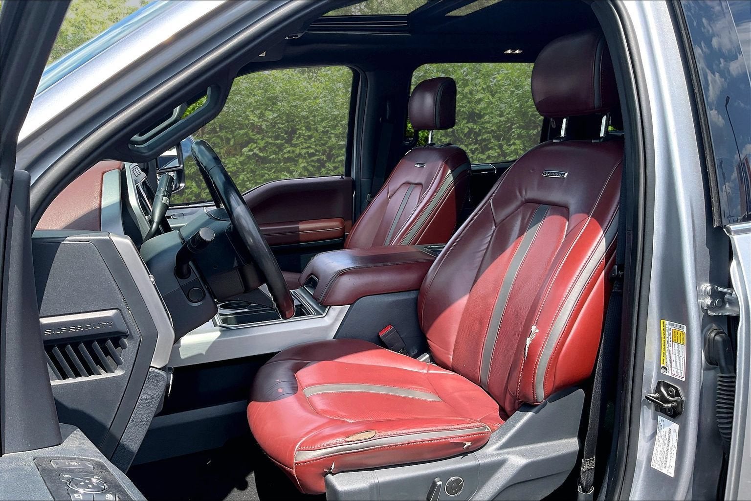 2022 Ford Super Duty F-250 SRW Platinum