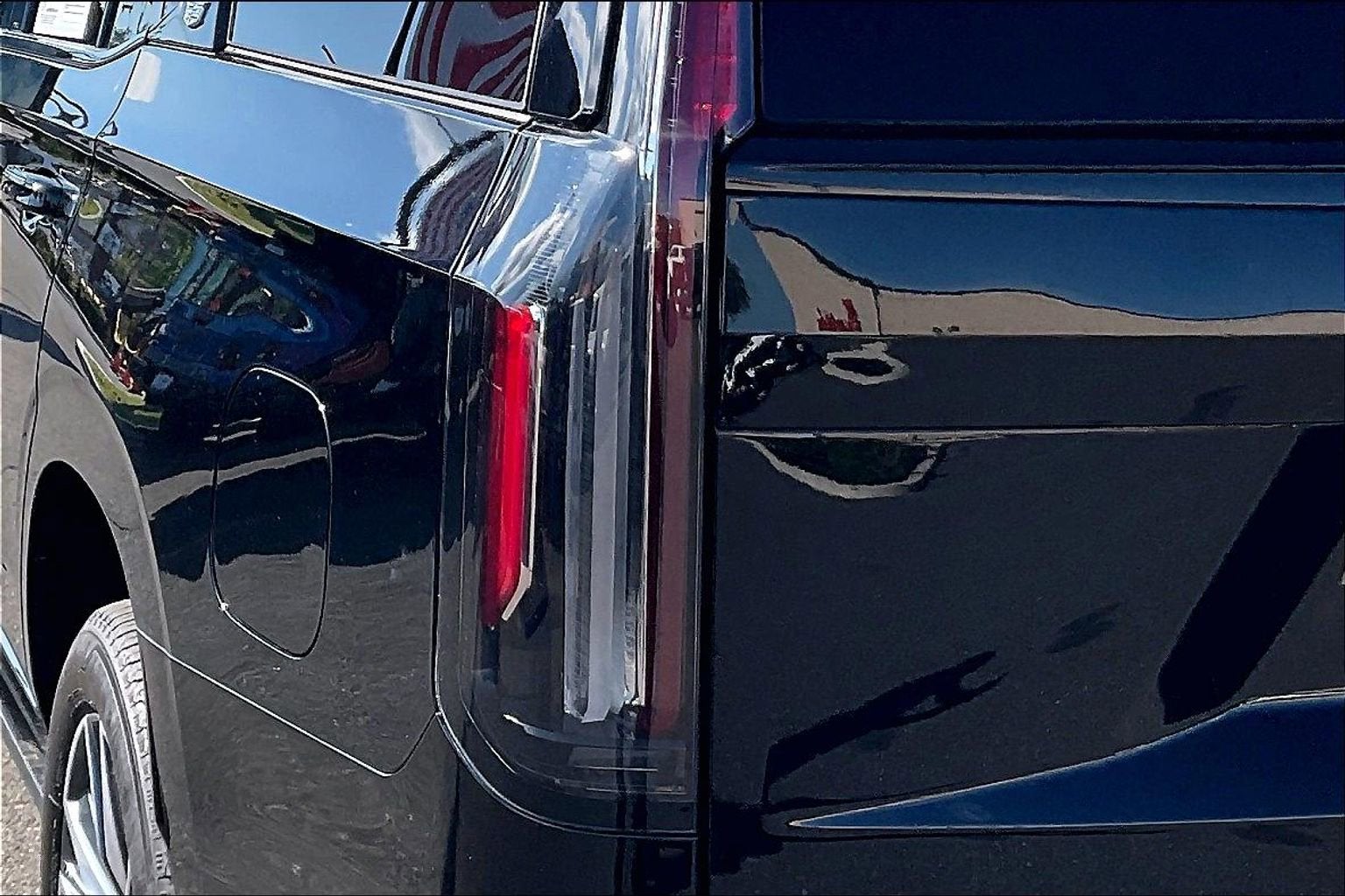 2022 Cadillac Escalade Sport