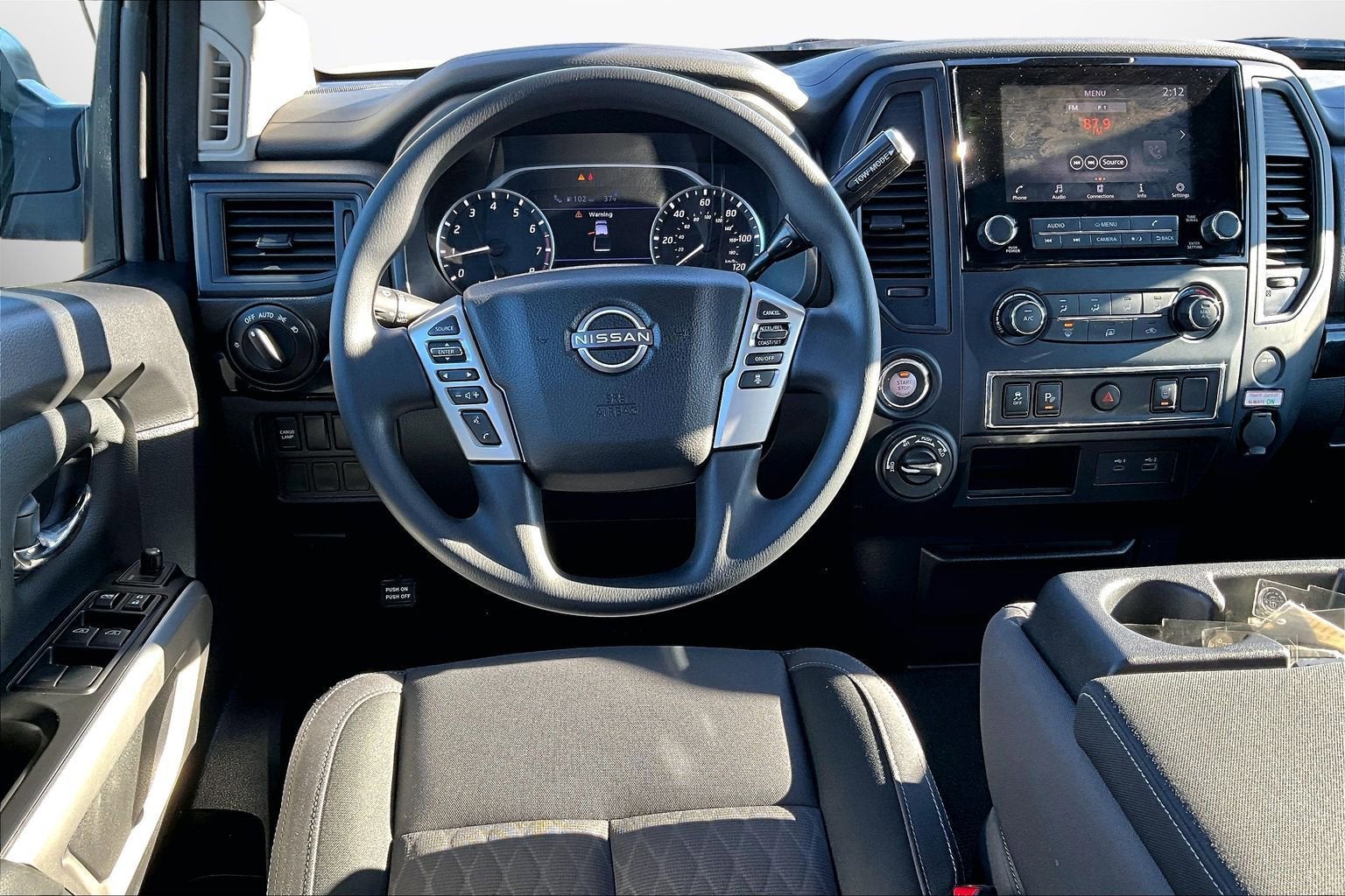 2024 Nissan Titan SV