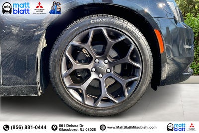 2019 Chrysler 300 Touring