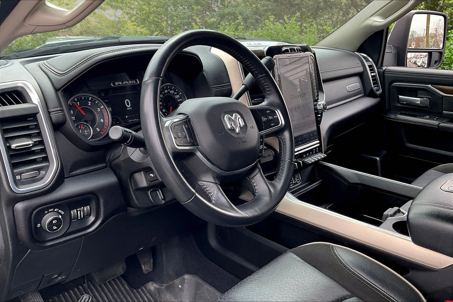 2024 RAM 3500 Laramie