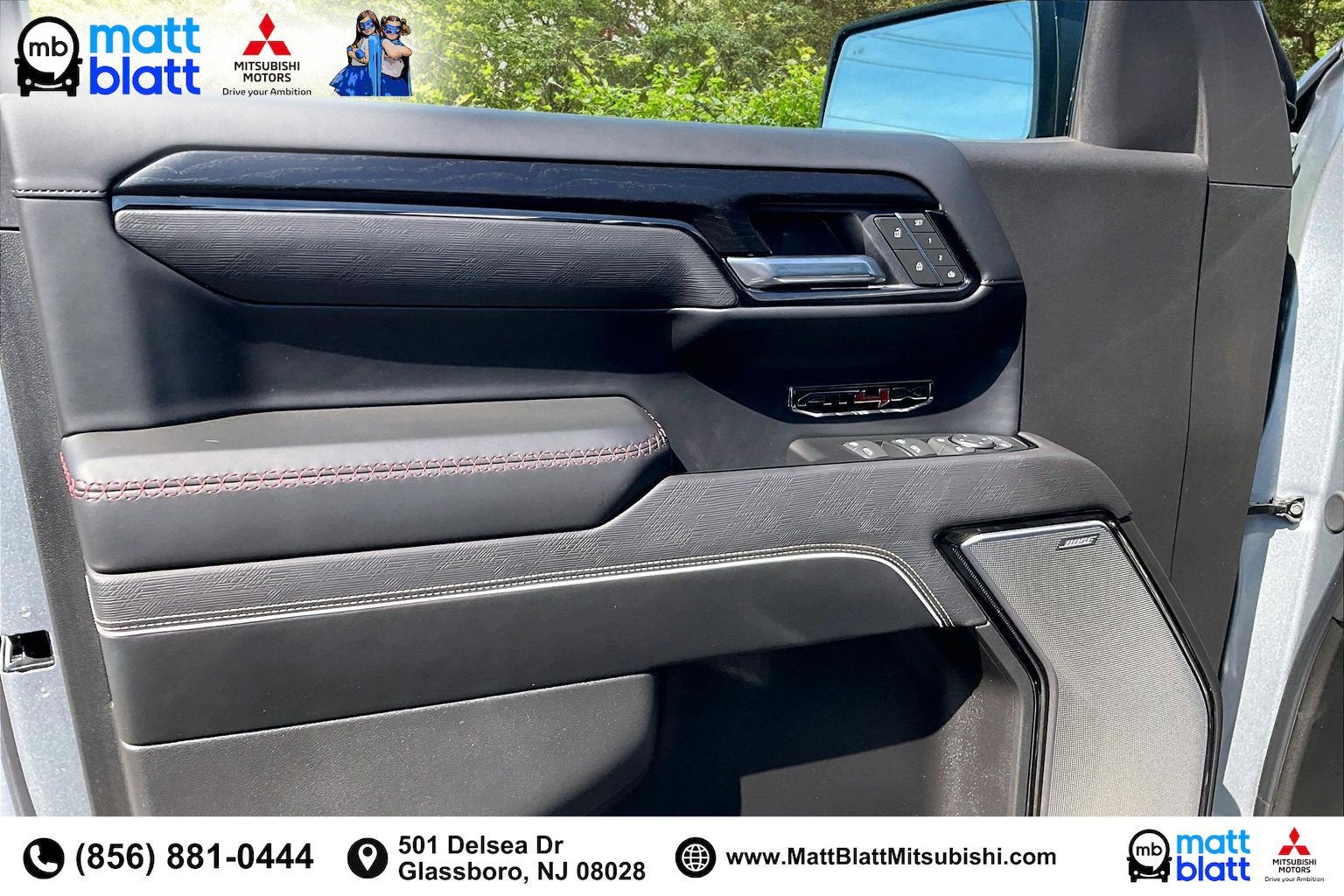 2025 GMC Sierra 1500 AT4X