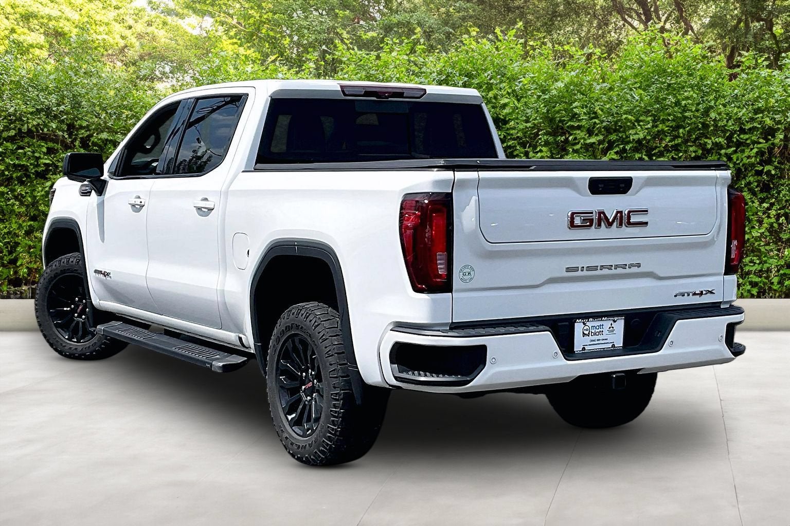 2023 GMC Sierra 1500 AT4X