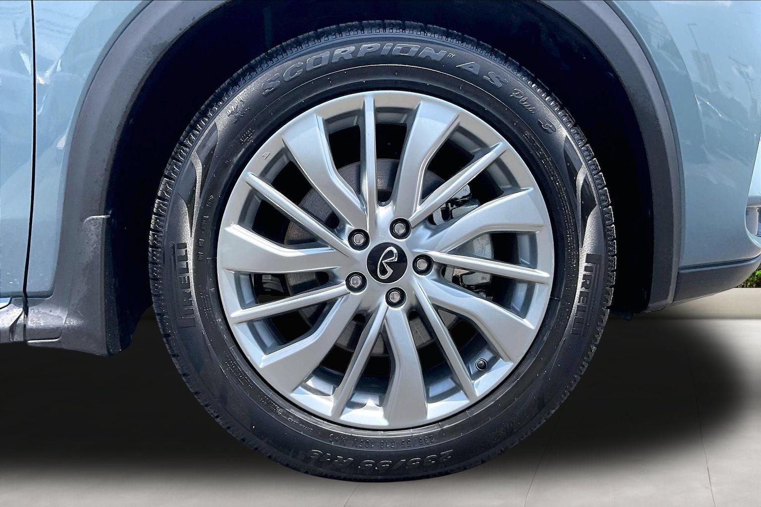 2024 INFINITI QX50 LUXE