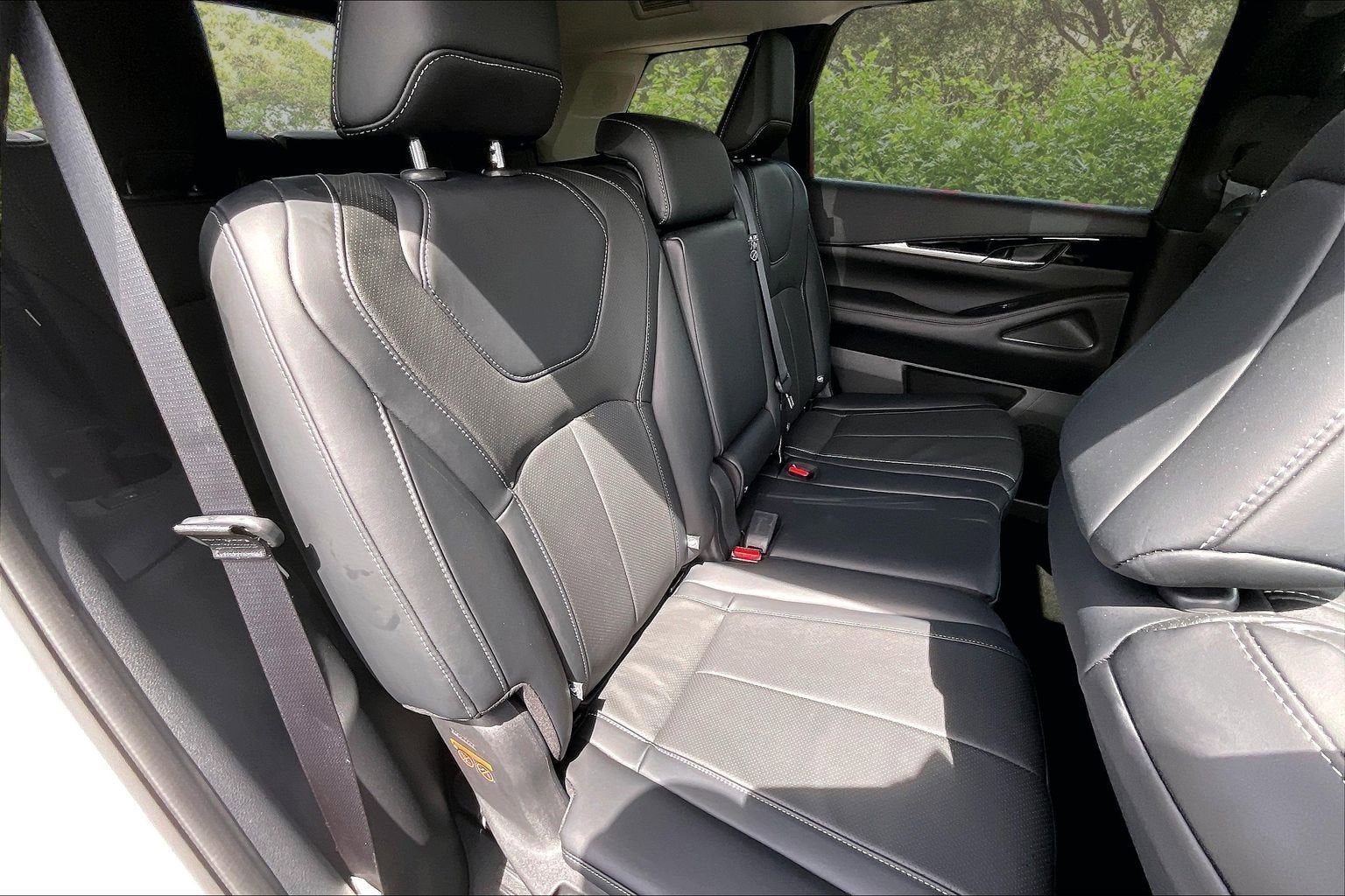 2023 INFINITI QX60 PURE