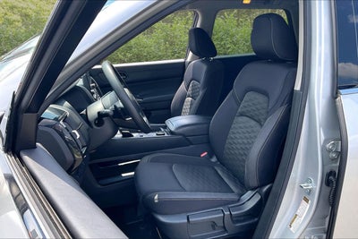2023 Nissan Pathfinder S