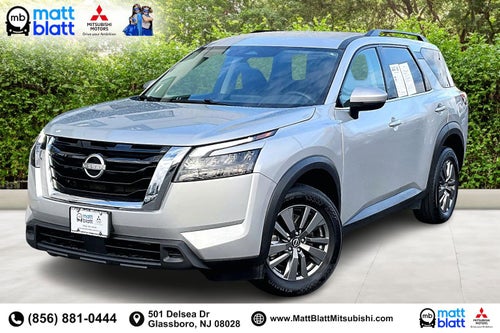 2025 Nissan Pathfinder SV