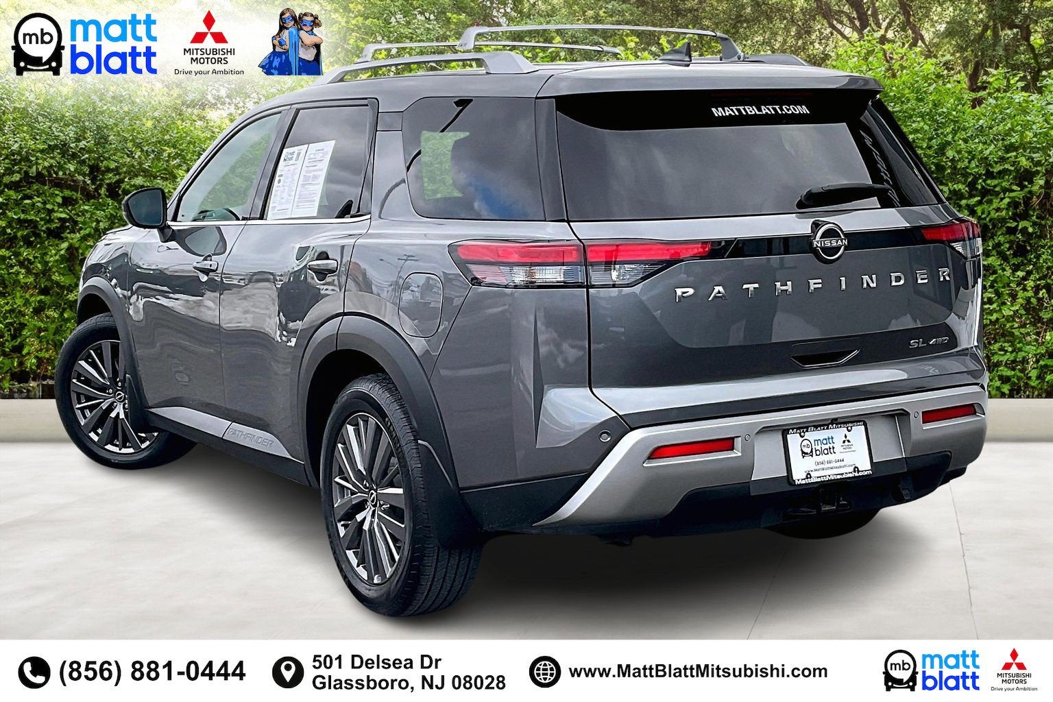 2023 Nissan Pathfinder SL