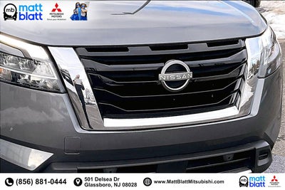 2023 Nissan Pathfinder SL