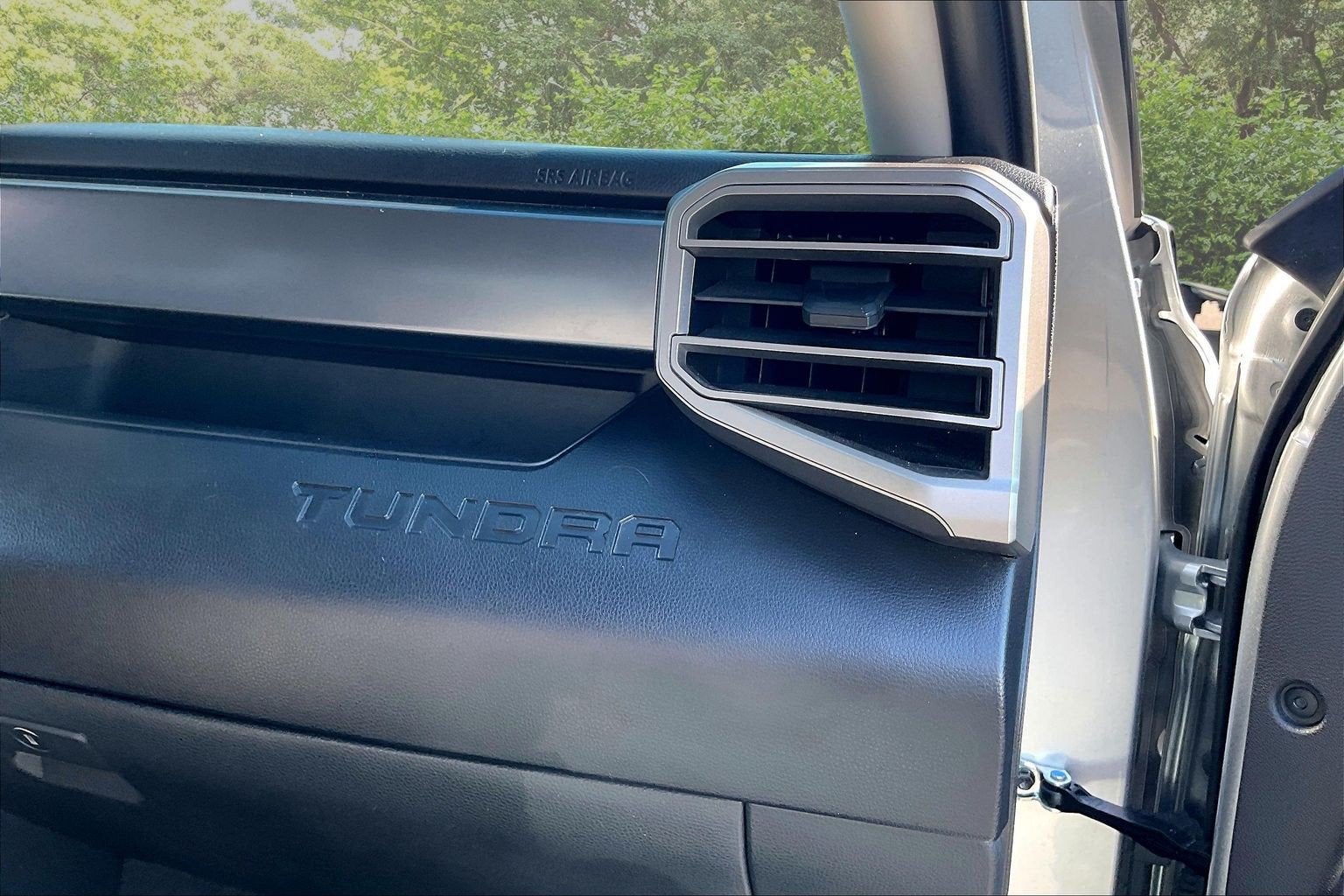 2023 Toyota Tundra 4WD SR5