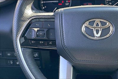 2023 Toyota Tundra 4WD SR5