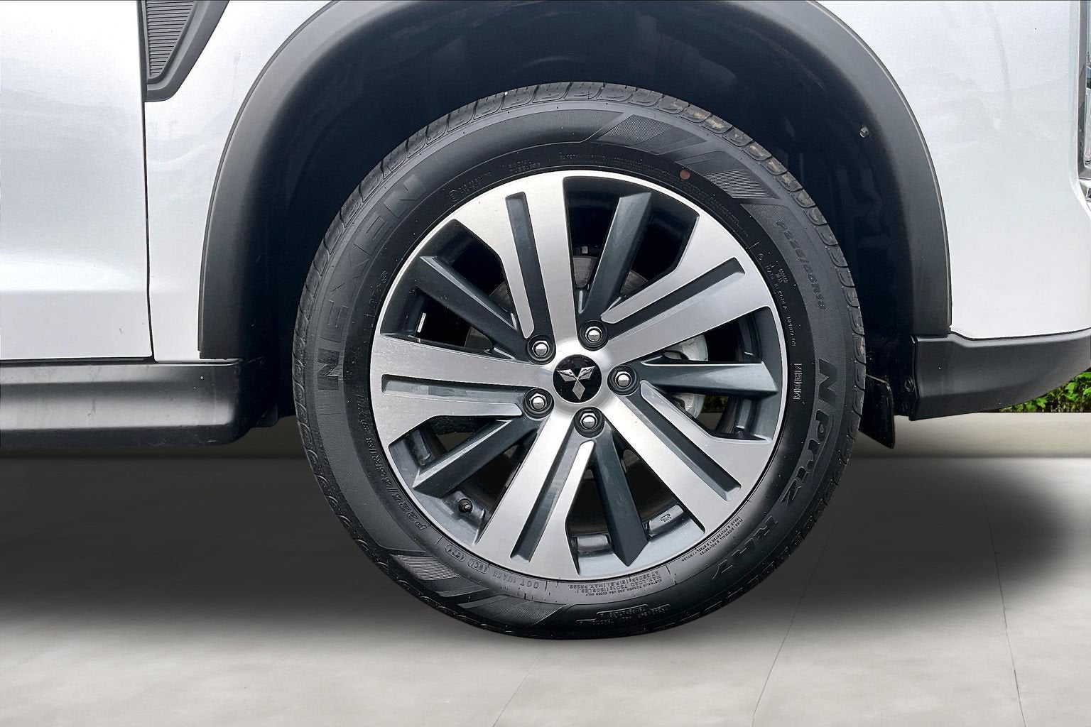 2025 Mitsubishi Outlander Sport ES