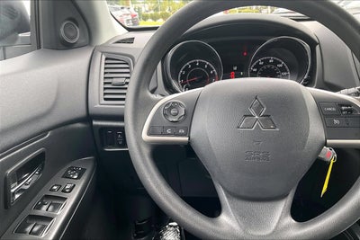2025 Mitsubishi Outlander Sport ES