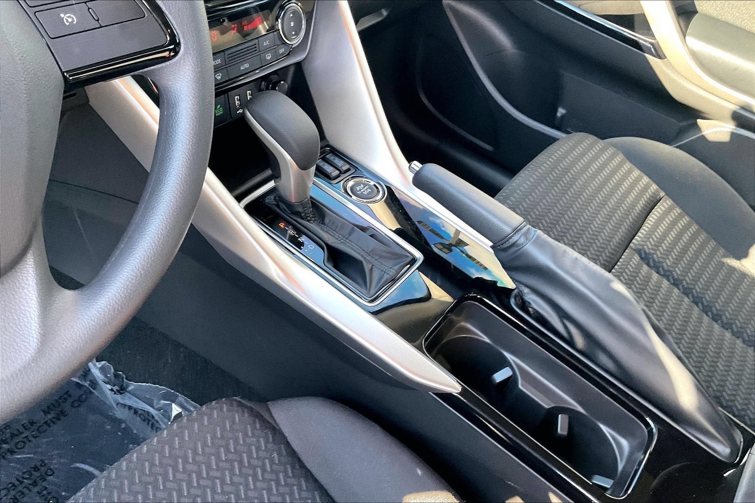 2026 Mitsubishi Eclipse Cross LE