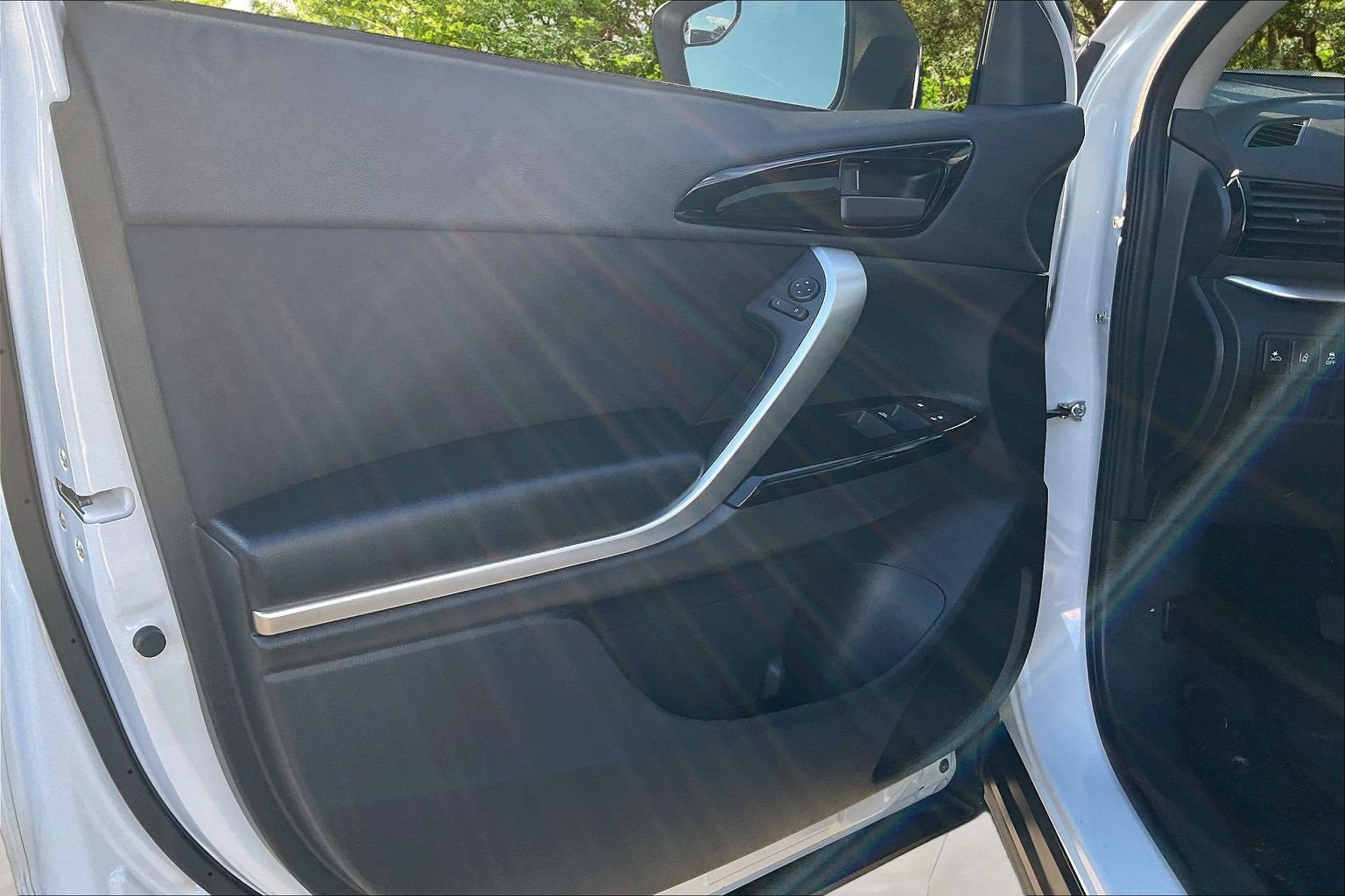 2026 Mitsubishi Eclipse Cross LE