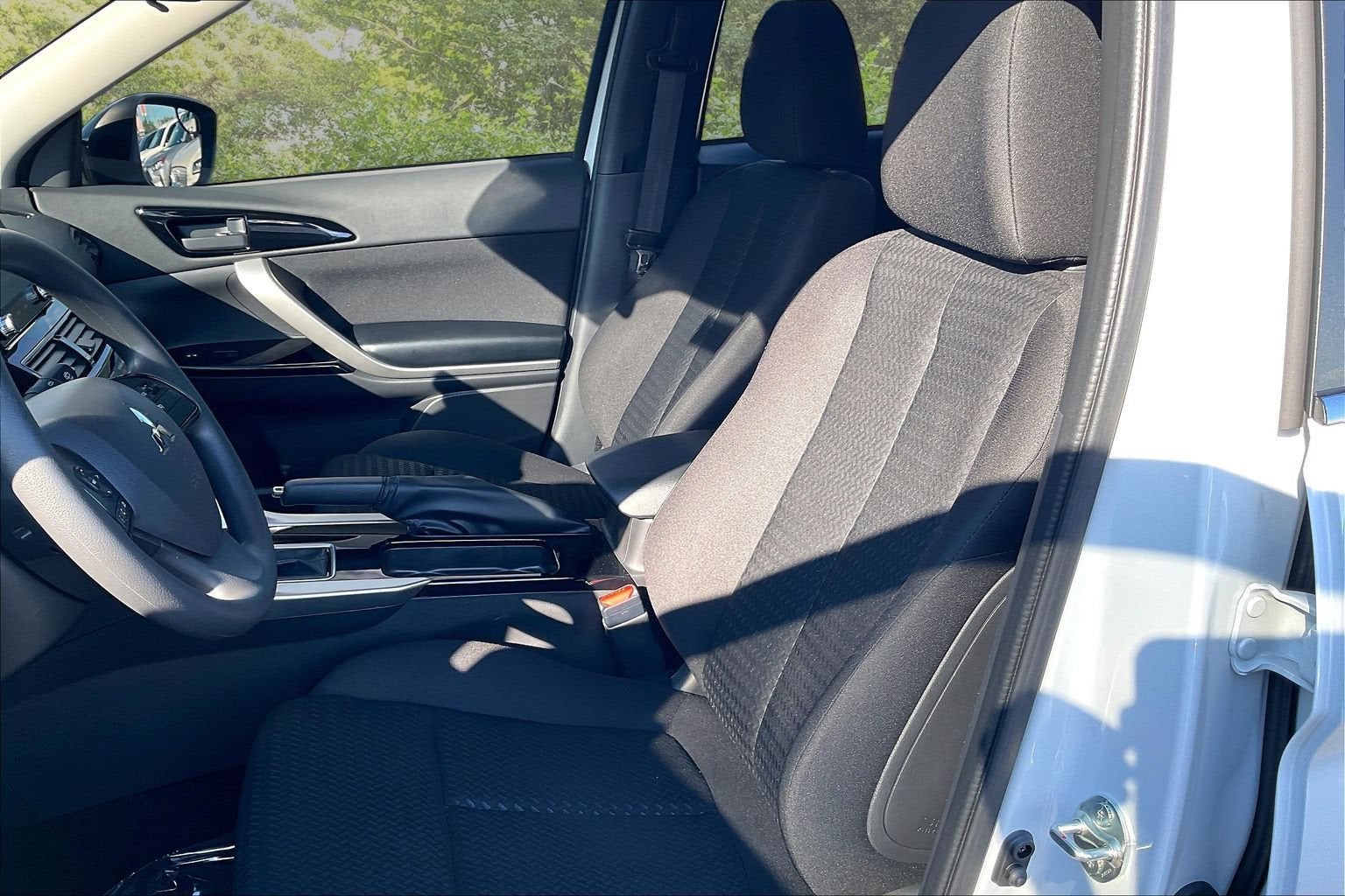 2026 Mitsubishi Eclipse Cross LE