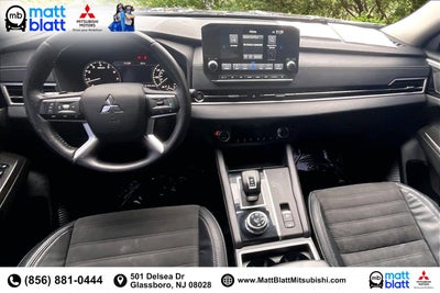 2022 Mitsubishi Outlander SE