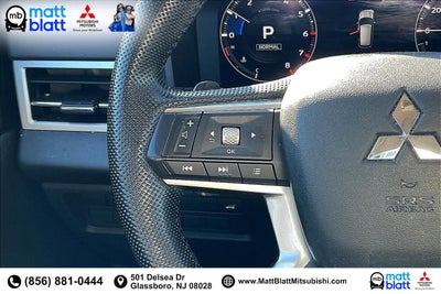 2023 Mitsubishi Outlander SE