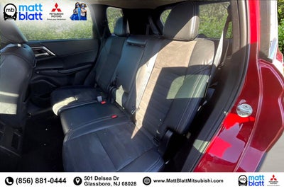 2023 Mitsubishi Outlander SE