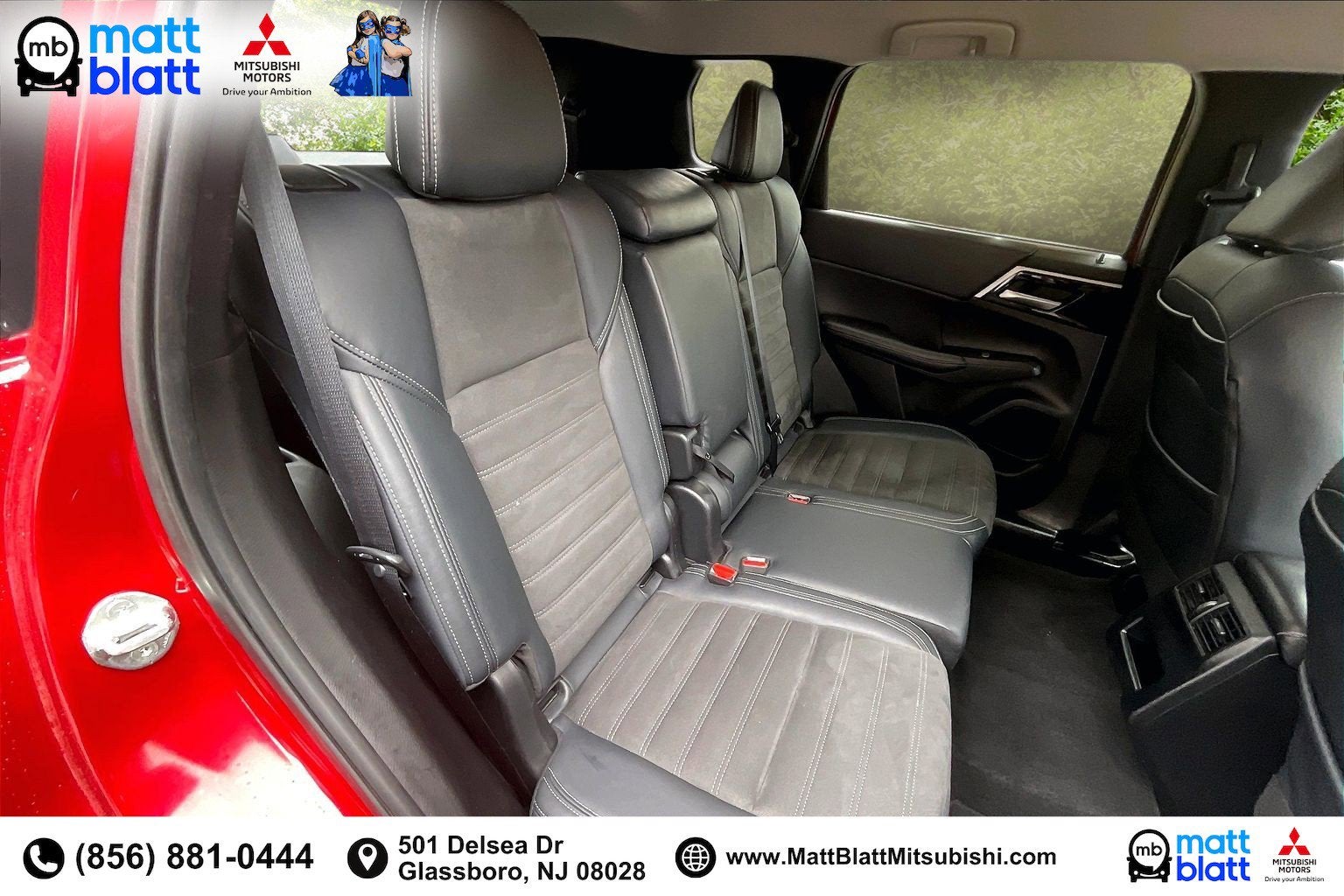 2023 Mitsubishi Outlander SE