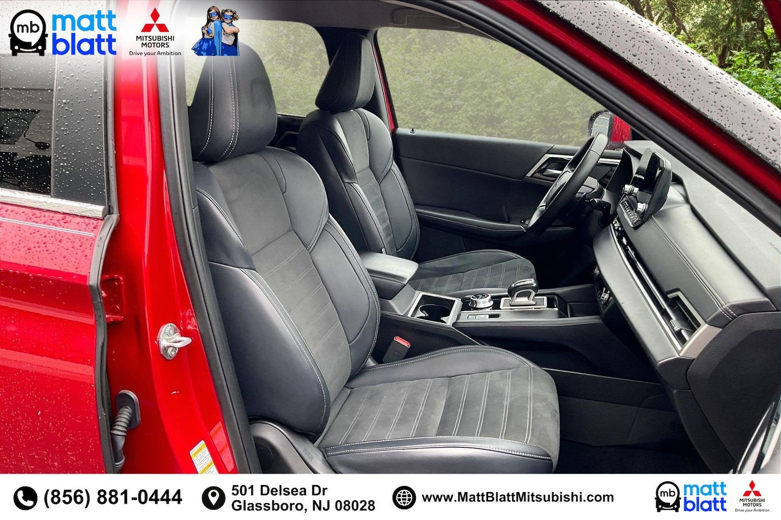 2023 Mitsubishi Outlander SE