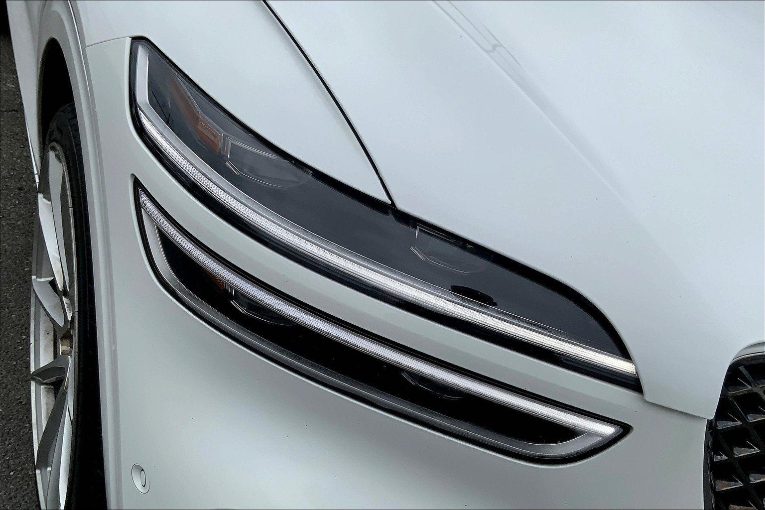 2023 Genesis GV70 2.5T