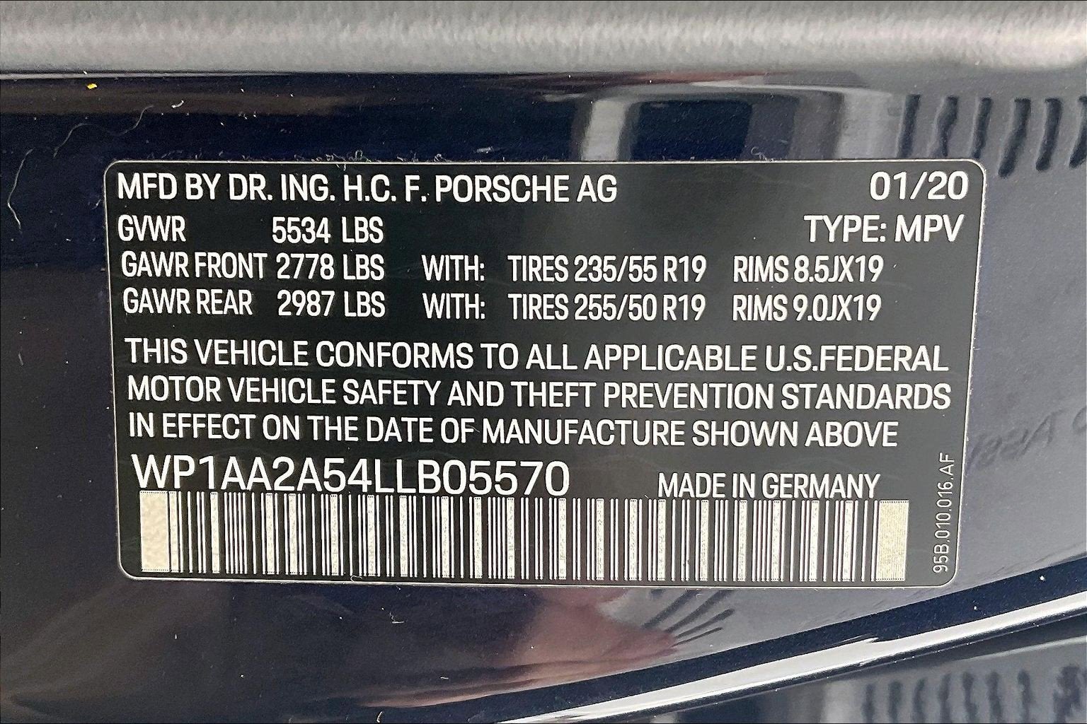 2020 Porsche Macan Base